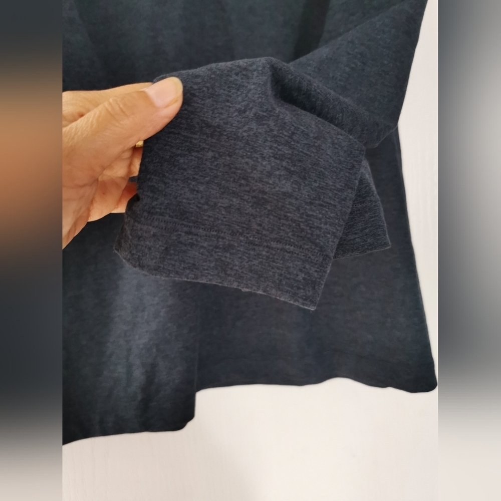 Lululemon Soft Jersey Half Zip Size Small, Heathered Classic Navy - Picture 8 of 11
